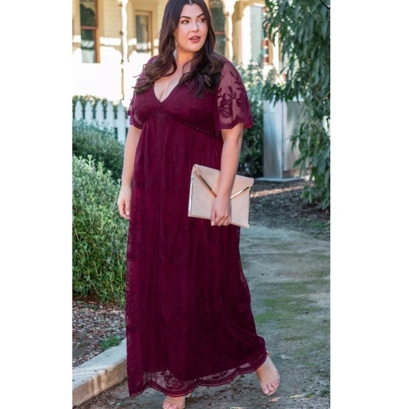 Pinkblush Dresses & Skirts - PinkBlush lace maxi dress NWOT
